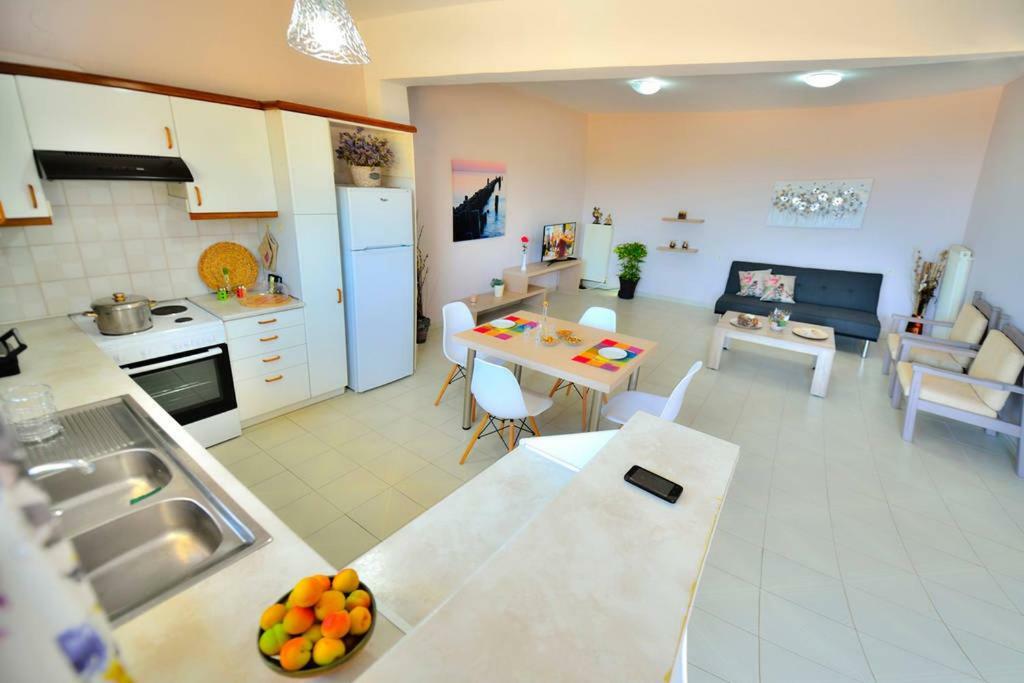Eliana Apartment Kíssamos Exterior foto